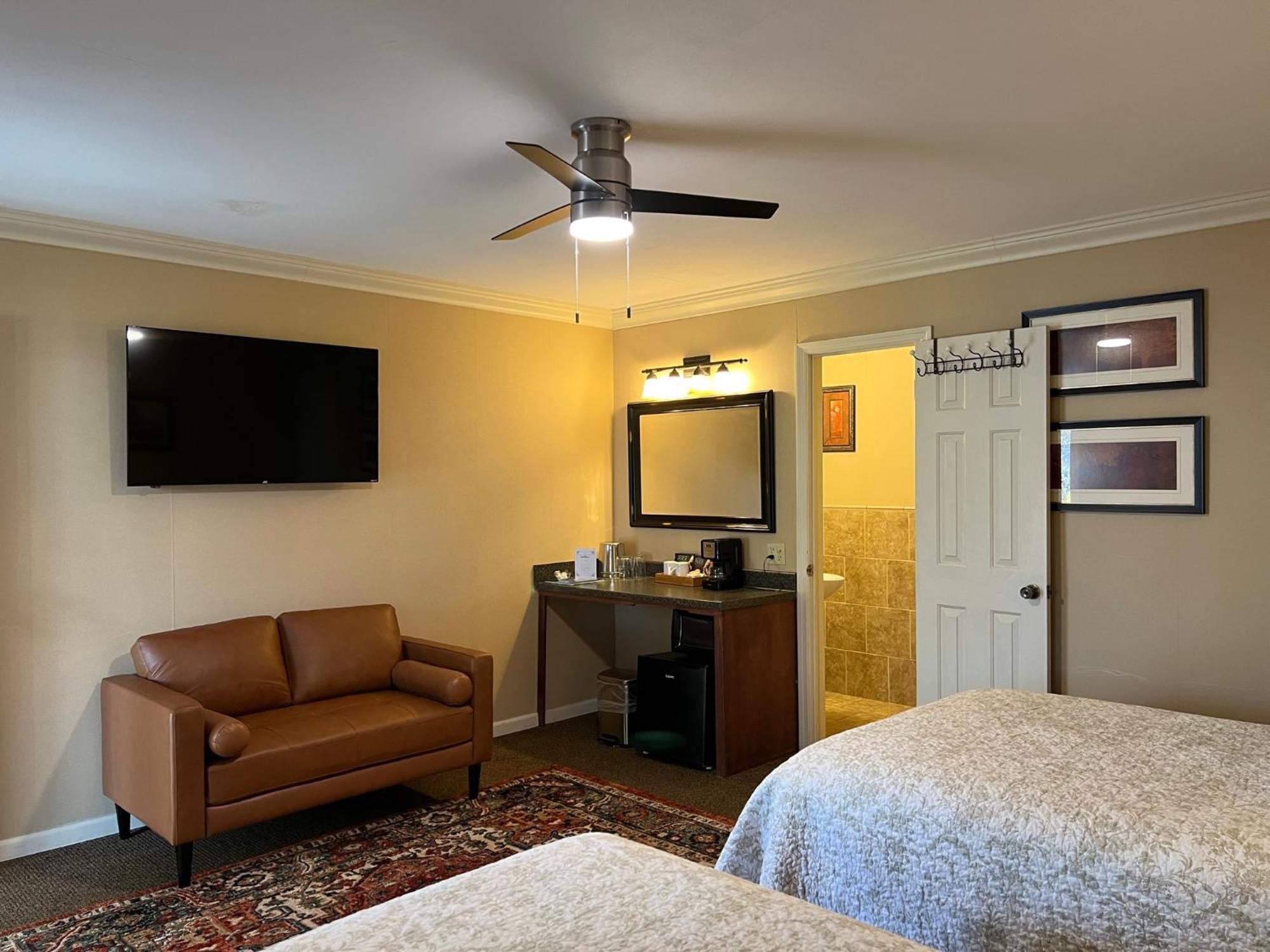 The Mount Vernon Inn エクステリア 写真