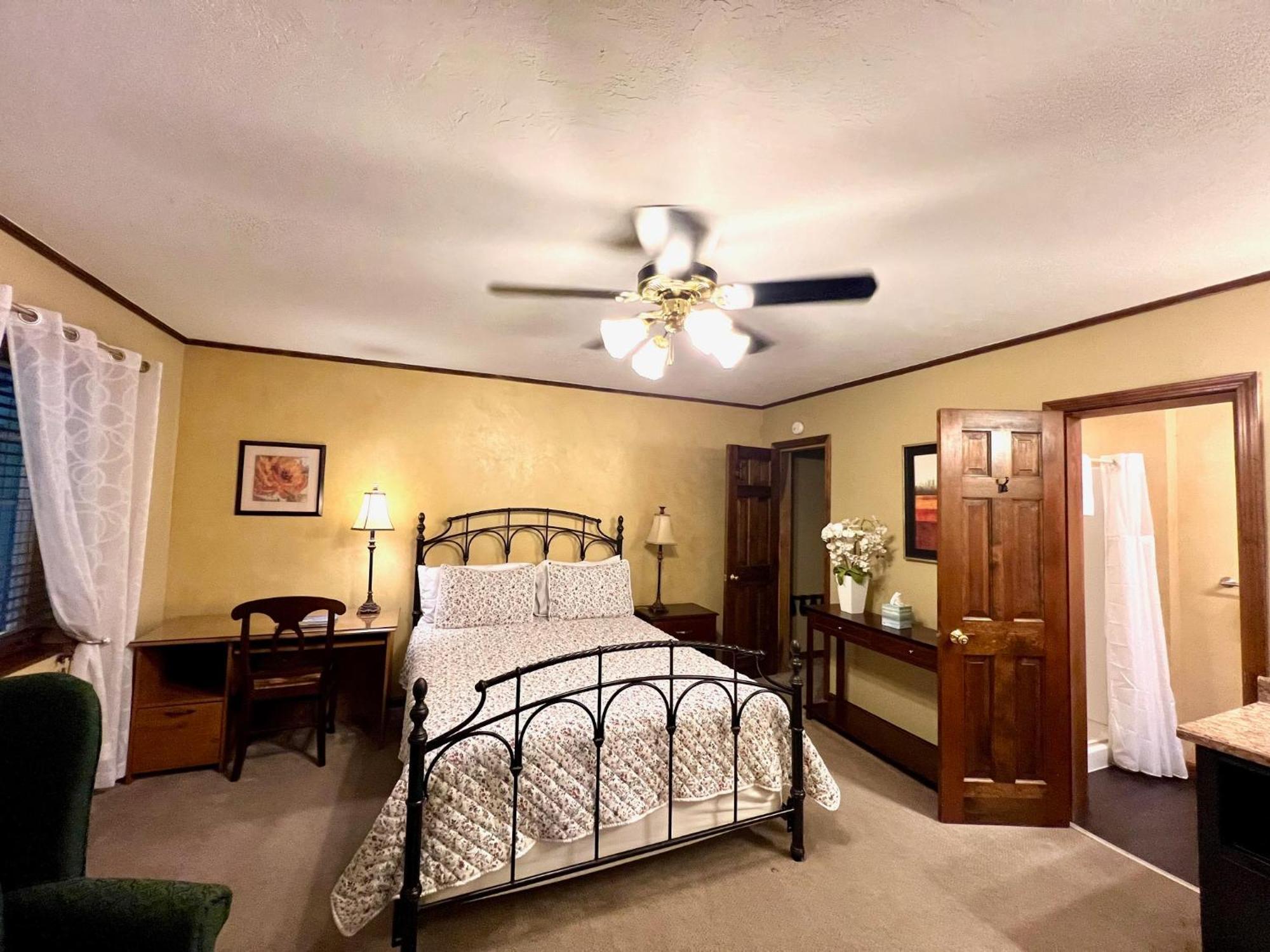The Mount Vernon Inn エクステリア 写真