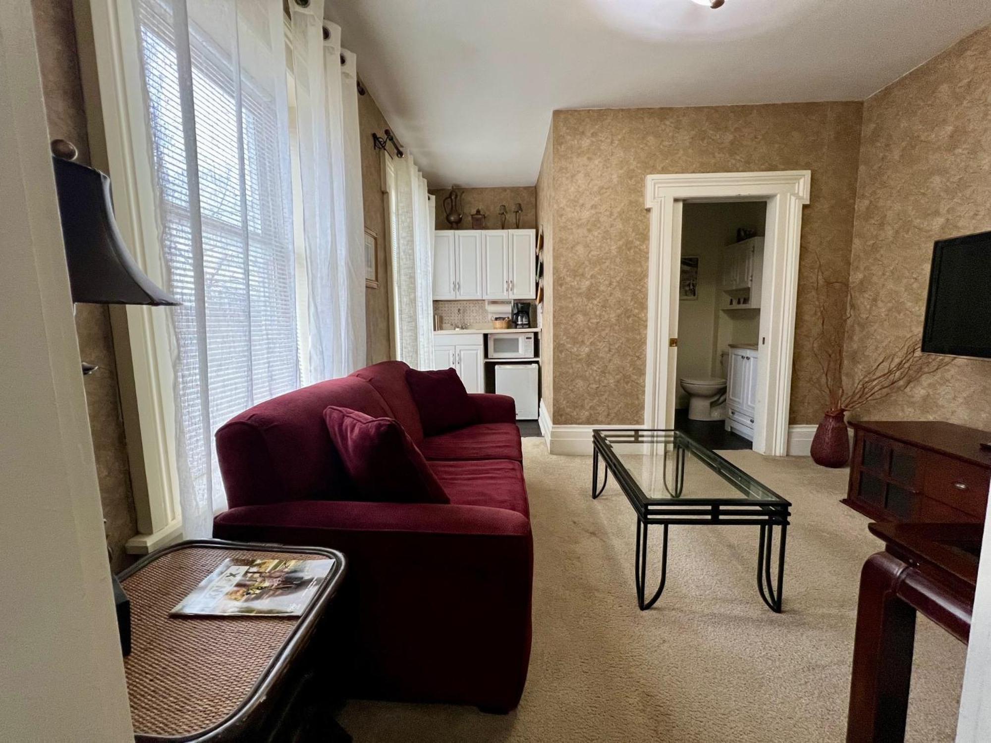 The Mount Vernon Inn エクステリア 写真