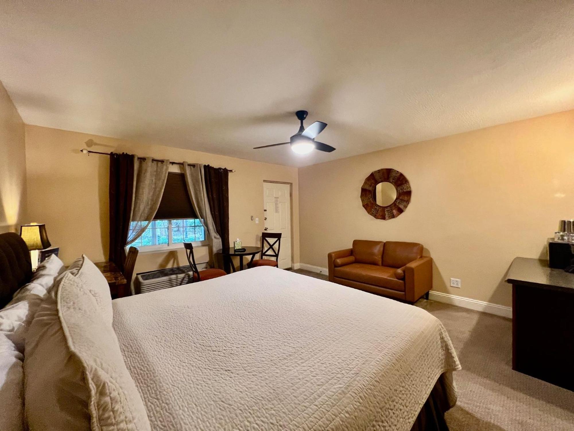 The Mount Vernon Inn エクステリア 写真